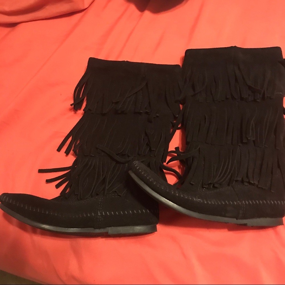 Minnetonka Black Fringe Boots